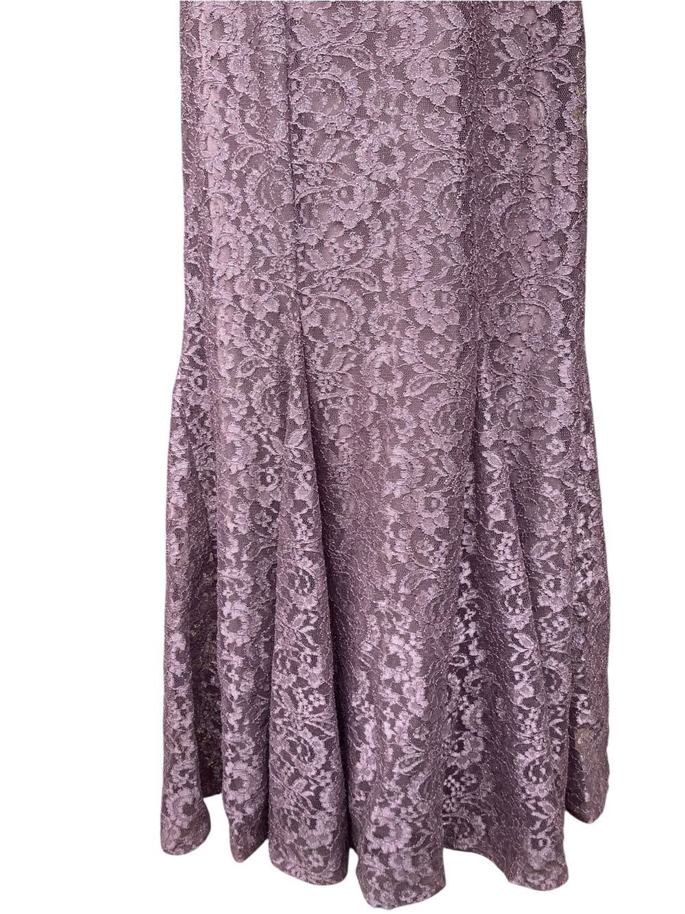R&M Richards Lavender Lace Evening Gown Size 6 | Elegant Wedding Guest & Formal - Picture 6 of 11